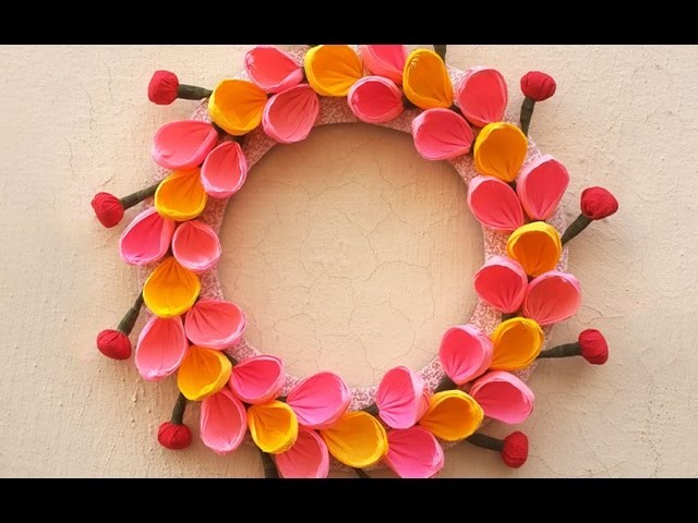 How to Make a DIY Christmas Wreath Out of Paper Very Easily | Christmas Wreath Room Decor Tutorial