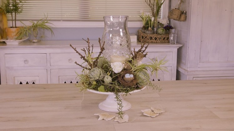 How to Make a French-inspired Christmas Table Flower Arrangement