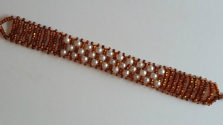 Beaded Bracelet for Beginners. Seed beads and pearl beads bracelet