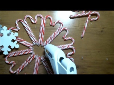 CRAFT WITH ME: Candy Cane Wreath