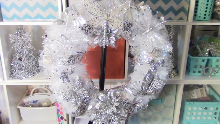 DIY Christmas Wreath, Super Easy and Cute! =)