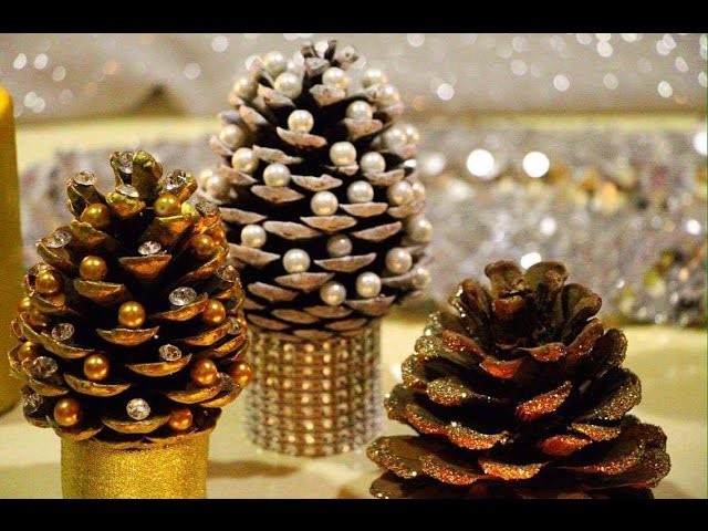 DIY Pine cone Christmas Trees - Miniature Christmas Tree Caft DIY Projects