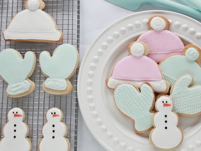 How to Decorate Cable Knit Mitten Cookies with Royal Icing