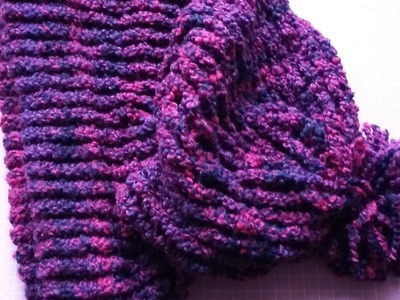 Loom knitting -  Knit a SLOUCHY HAT on a round peg loom