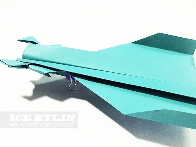 How to make a Paper Airplane that Flies - Ice Kilyn (Tri Dang)