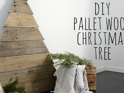 DIY Pallet Wood Christmas Tree