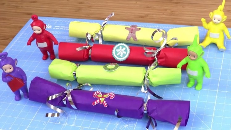 Make Your Own Red, Green, Yellow and Purple Christmas Crackers with the Teletubbies | 
