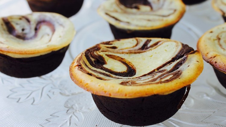 Easy recipe: How to make chocolate cheesecake brownie muffins