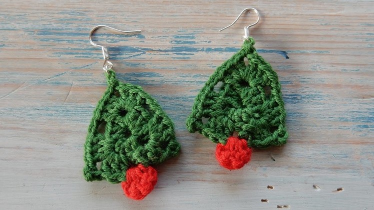 Mini Crochet Christmas Tree Earrings Tutorial