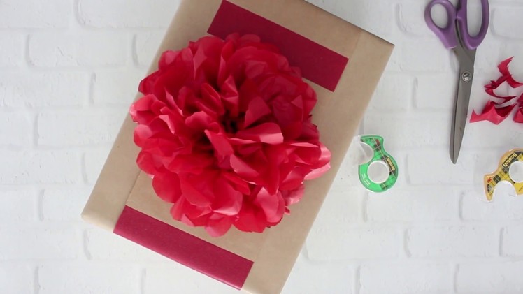 DIY Gift Topper: Tissue Paper Flowers