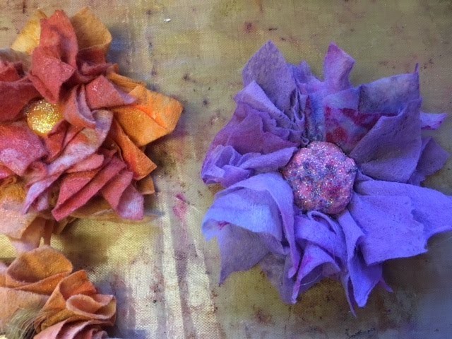 Part 2- How I make flowers from baby wipes.bubble wrap.gelli prints