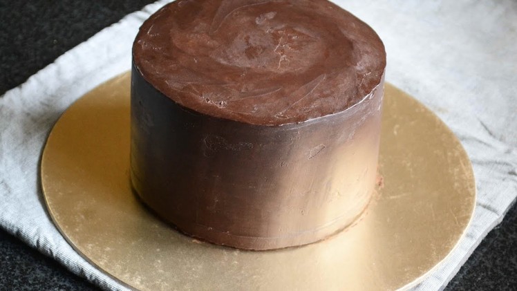 How To Frost A Cake With Ganache - Upside Down Method