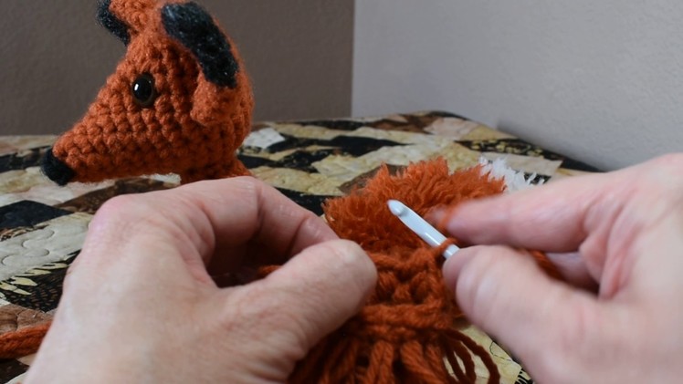 How to do the double loop stitch in the round
