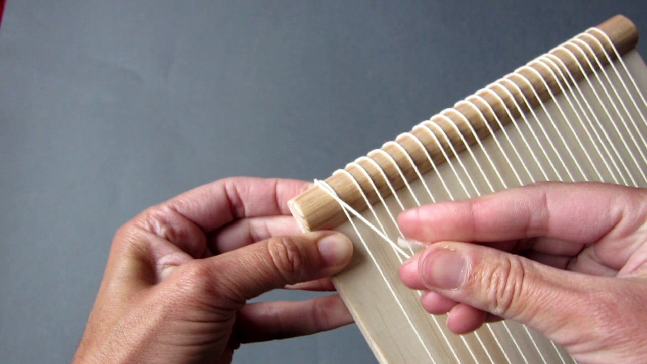 How to warp a loom - weaving lessons for beginners