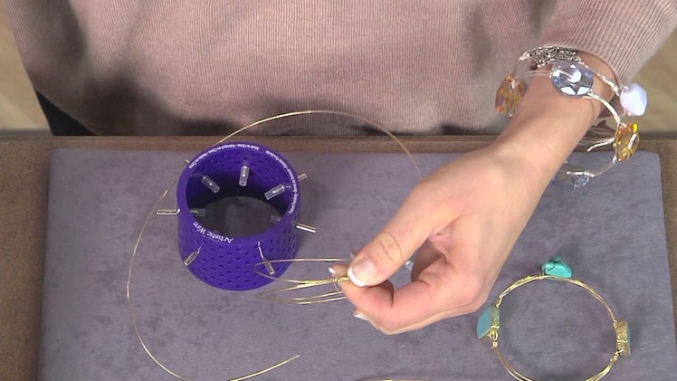 Learn to make wire bangles with Molly