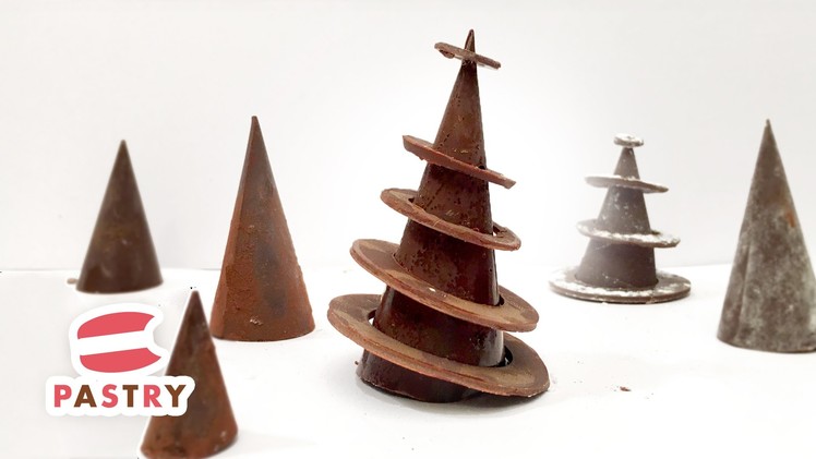 Christmas Dessert Decoration : Chocolate rings Christmas Tree  - Chocolate Decorations Ideas 05
