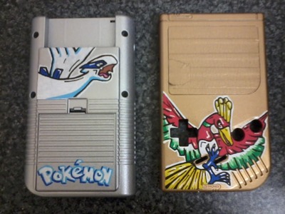 Custom painted gameboy "pokemon gold and silver"