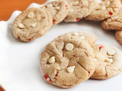 Peppermint White Chocolate Chip Cookies | SweetTreats