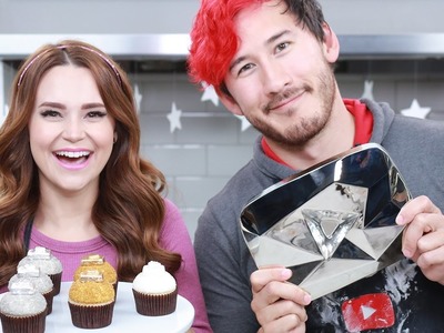 YOUTUBE PLAY BUTTON CUPCAKES ft Markiplier! - NERDY NUMMIES