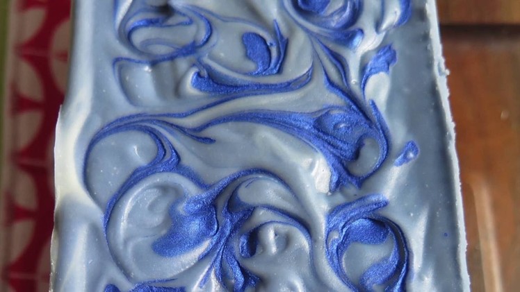 The Blue Swirl-Making and Cutting Cold Process soap