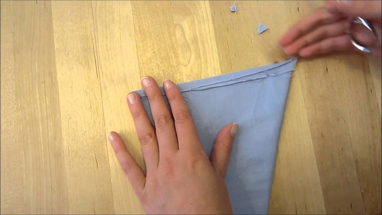 TUTO  (2.2) comment faire une  guirlande de fanions (how to make garland flags)