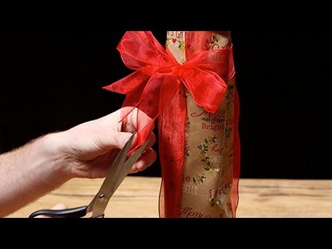 Christmas Gift Wrapping | How to Wrap a Bottle | Waitrose