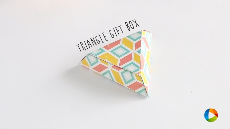 DIY: Triangle Gift Box