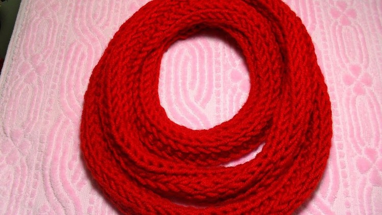 DIY Finger Knitting Scarf - How to Finger Knit Scarfs