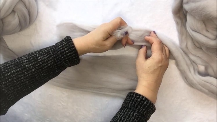 How to connect two balls of super chunky Merino wool. BeCozi