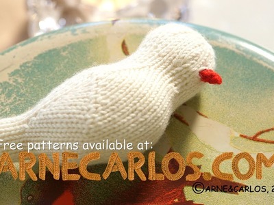 How to crochet the beak of our Knitted Birds by ARNE & CARLOS.