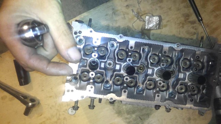 How to Remove and Install Cylinder Head Valves With Home Tools