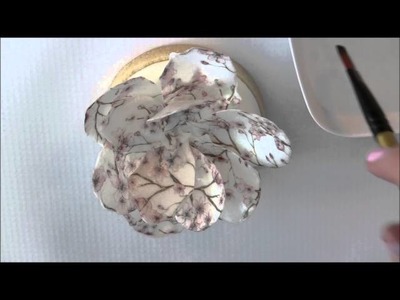 How to Make Wafer Paper Flowers on Cookies by Emma's Sweets