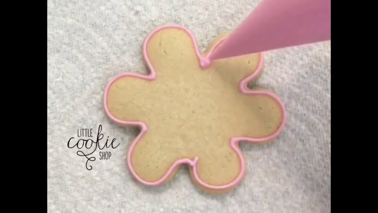 How to make a simple flower sugar cookie!