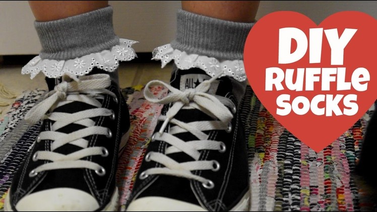 DIY Simple Ruffle Socks