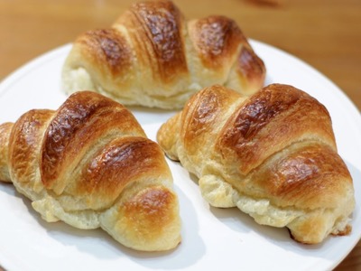 How to Make Croissants - Easy Homemade Croissants Recipe