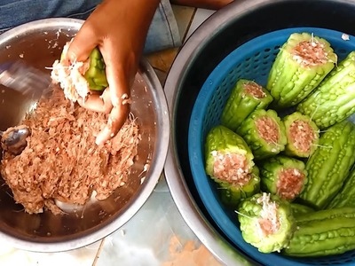 How To Cook Pork Soup With Banana Flower And Braised Bitter Gourd Stuffed With Pork