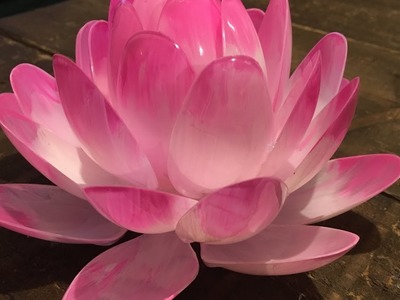 DIY Plastic Spoon Lotus Flower