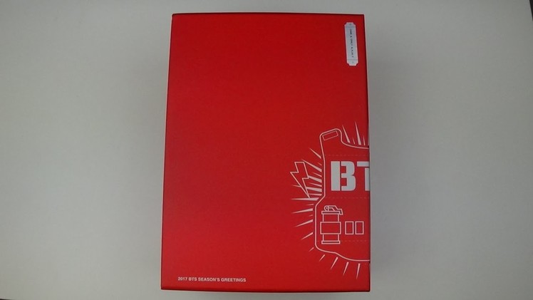 Unboxing BTS (Bangtan Boys) 방탄소년단 2017 Season's Greetings