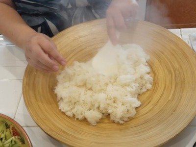 C.w Nana: How to Cook Unsoaked Sticky Rice (ໜຶ້ງເຂົ້າສານ == Neung Khao Sahn)