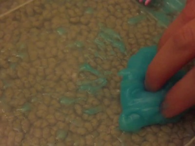 How to make slime that you can play with without glue or Cornstarch