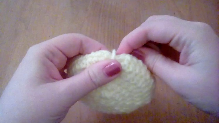 Weebee Crochet Doll - How to draw up the hair cap to create a hair parting