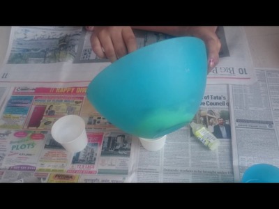 Making slime using glue and boric acid powder