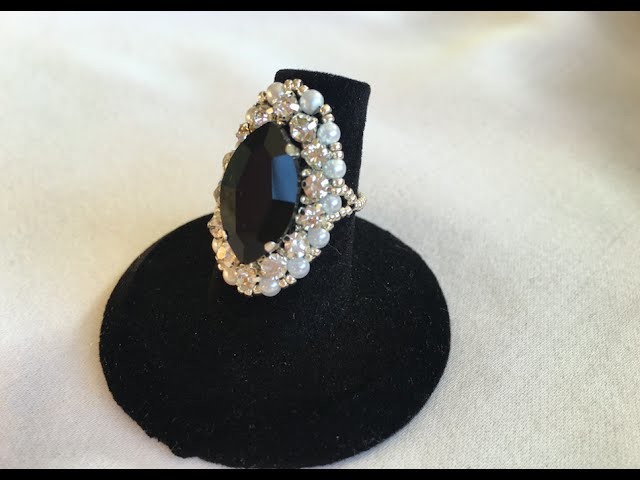 Crystal rhinestone and 15 o seed beads ring