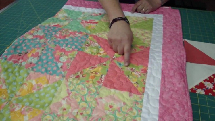 Make a Pinwheel Quilt with Turnovers - Turnover Week