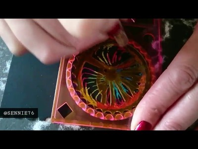 Making a Christmas card with spirograph on scratchpaper