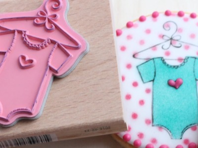 Stamping on cookies - How to stamp on decorated sugar cookies