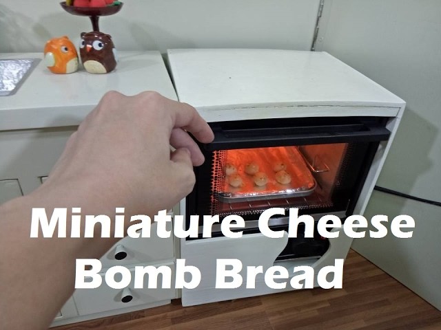 Double Cheese Bomb Bread (mozzarella recipe) (Minifood) (Miniture cooking) (ASMR) (DIY)