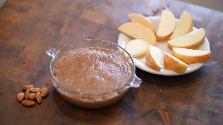 How to Make Homemade DIY ALMOND BUTTER!