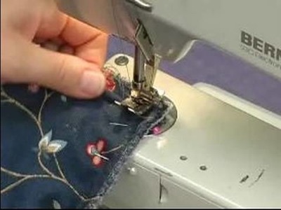 How to Sew a Zipper Backpack : How to Sew the Bottom of a Zipper Backpack: Part 2