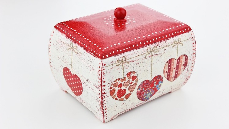 How to make a decoupage wooden box - Fast & Easy Tutorial - DIY